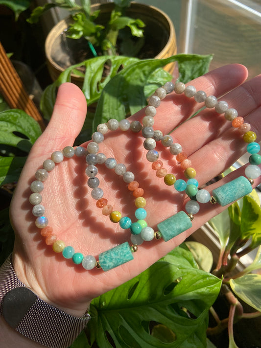 Tropical Lovebird Mala bracelet